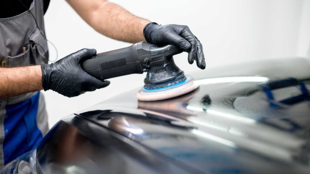 O que faz um funileiro?