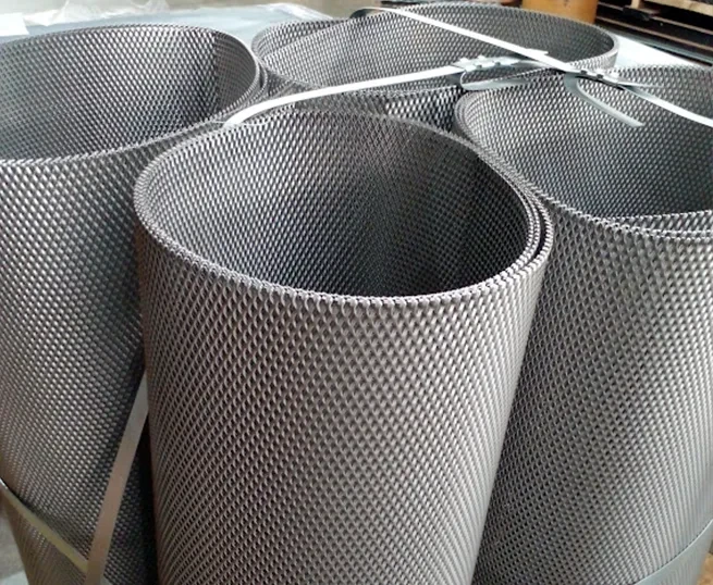 Rolo de telas expandidas